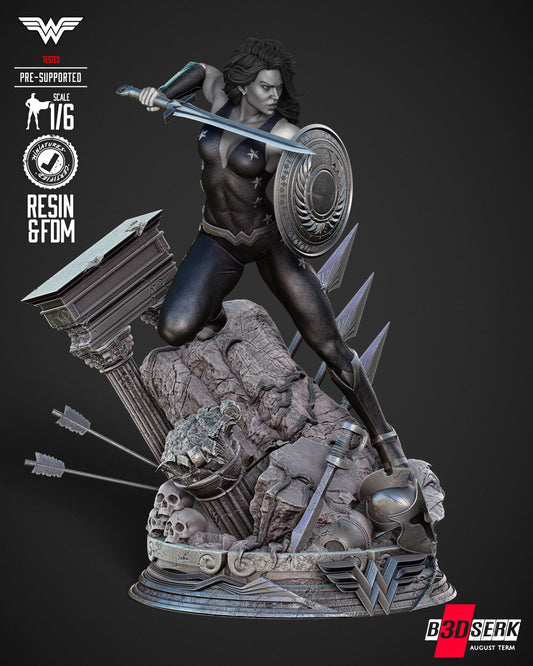 Wonder Girl Sculpture