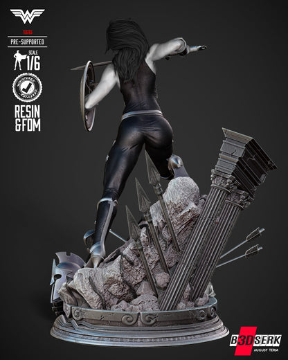 Wonder Girl Sculpture